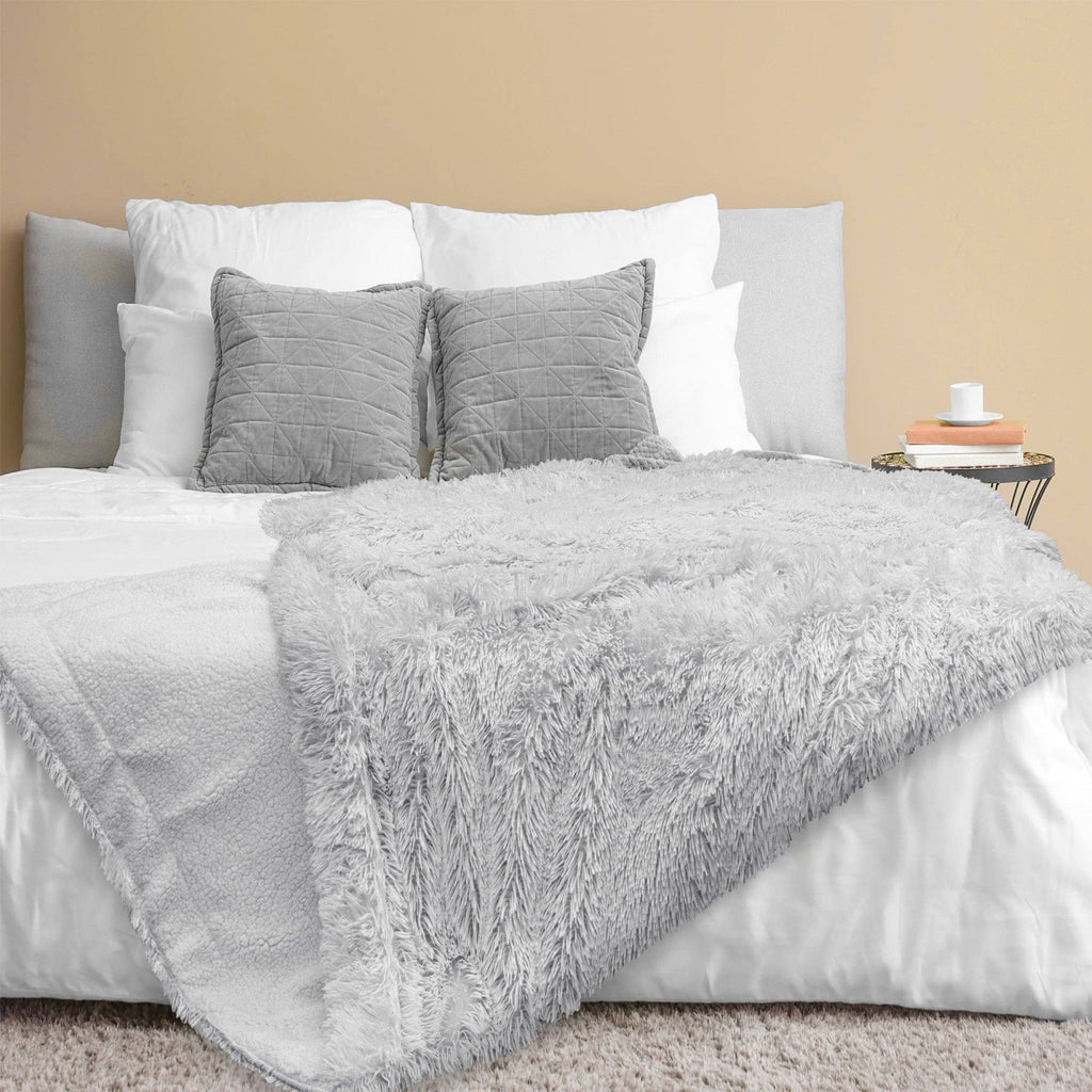 Faux Fur Sherpa Blanket - Light Gray