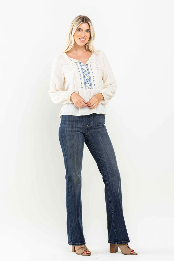 Pull On Slim Bootcut Jeans - Roseabella 