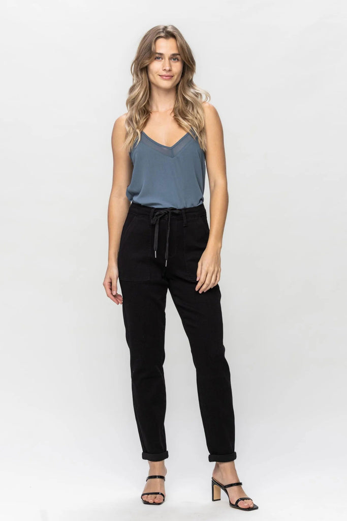 REG & PLUS Black Jogger - Roseabella 