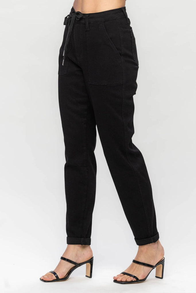 REG & PLUS Black Jogger - Roseabella 