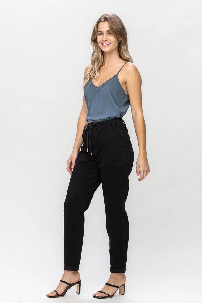 REG & PLUS Black Jogger - Roseabella 