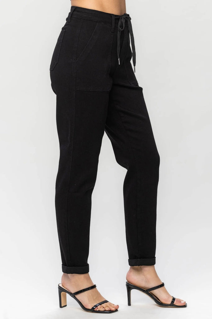 REG & PLUS Black Jogger - Roseabella 